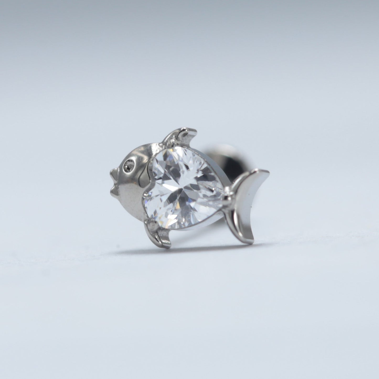 16G ASTM F136 Titanium Labret Stud Fish