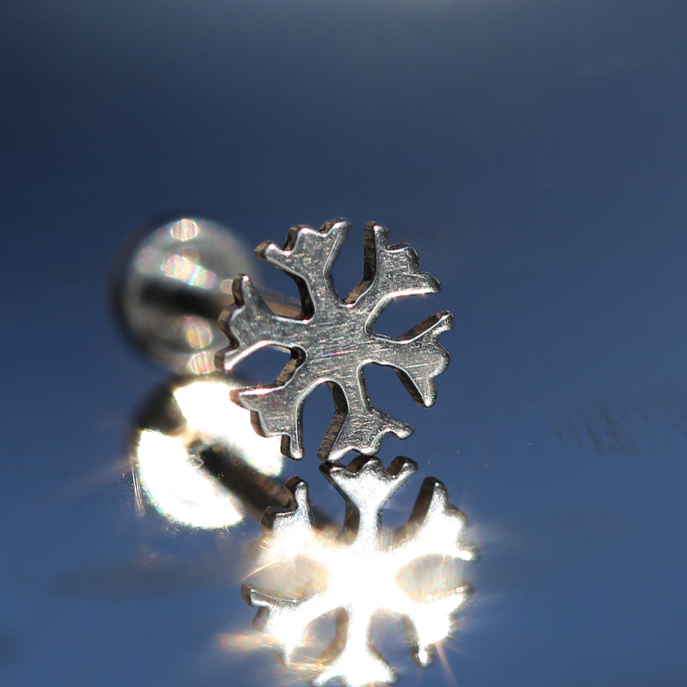 16G ASTM F136 Titanium Labret with Snow
