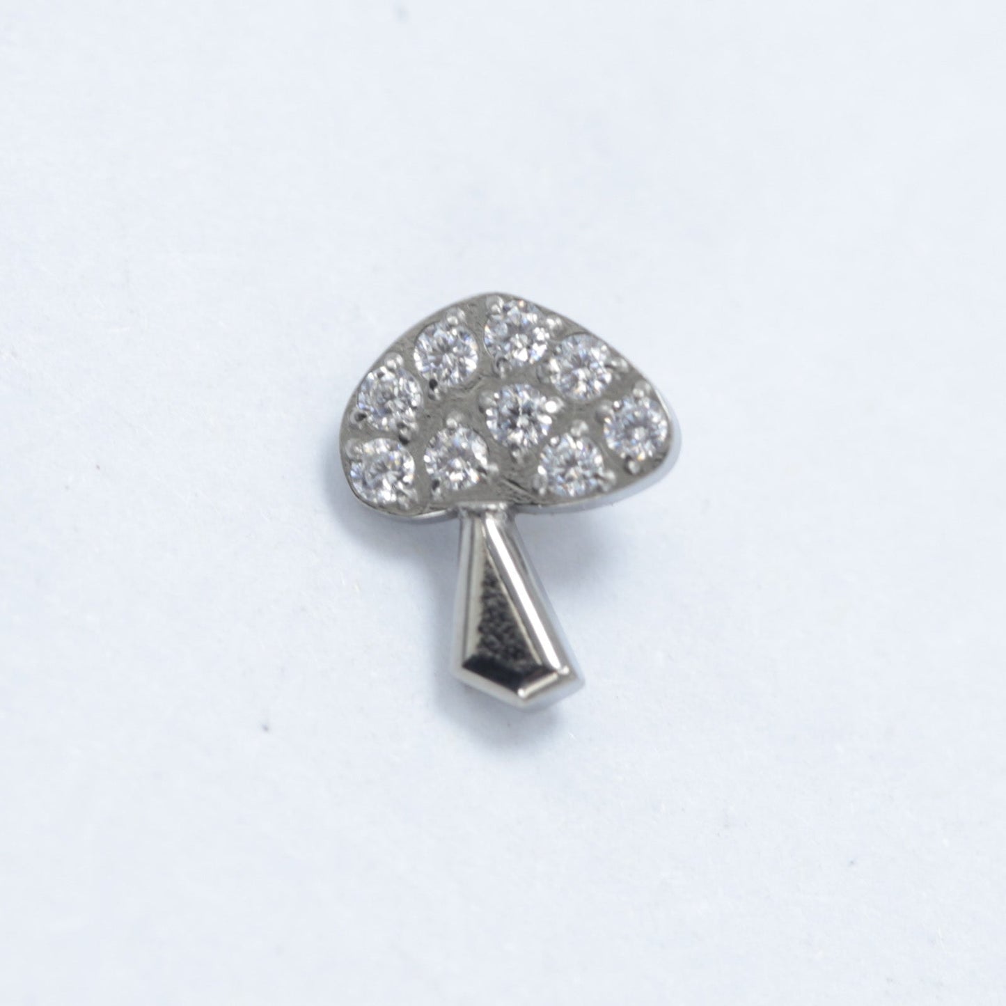 16G ASTM F136 Titanium Tree Cubic Zirconia Labret Stud