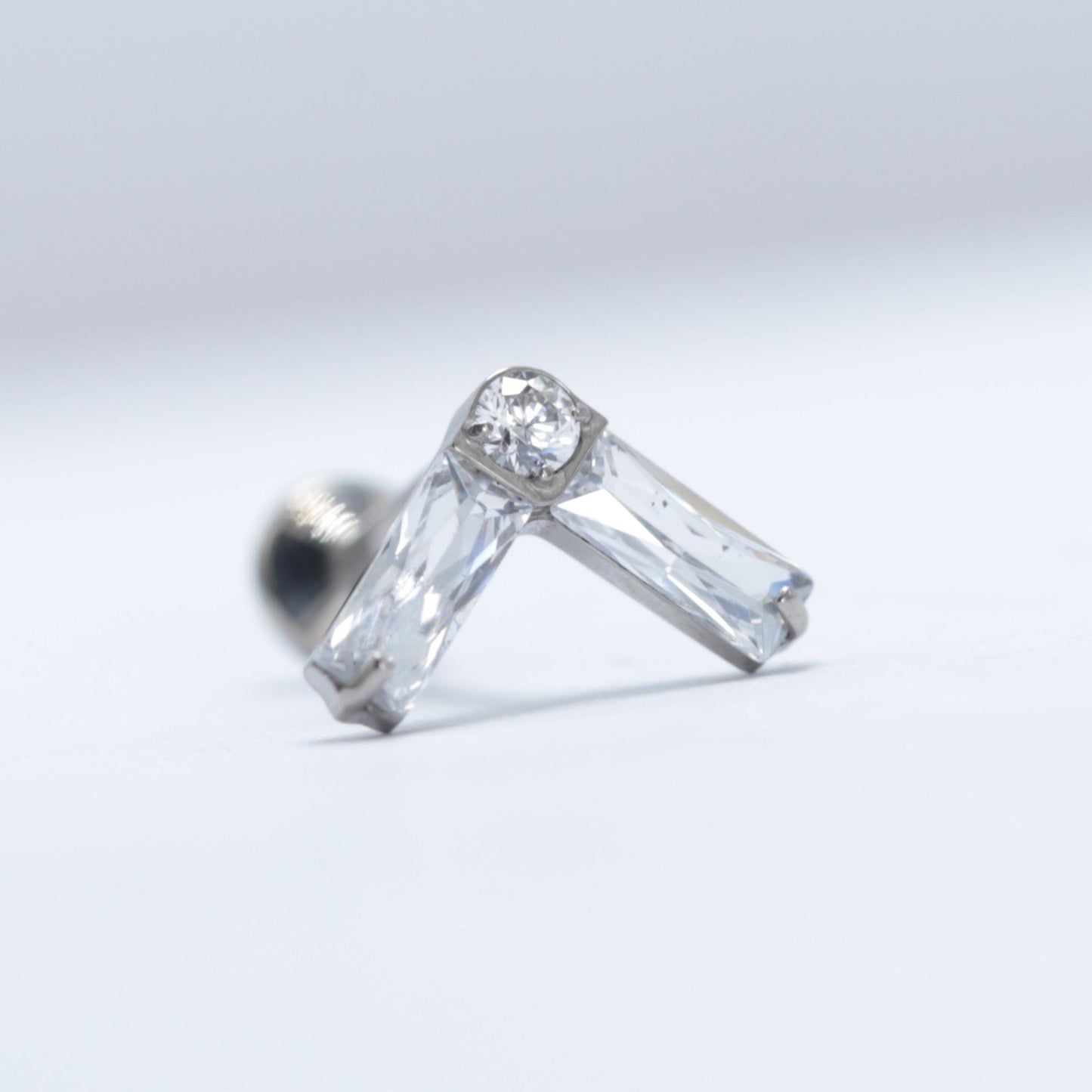 16G ASTM F136 Titanium CZ Labret Stud