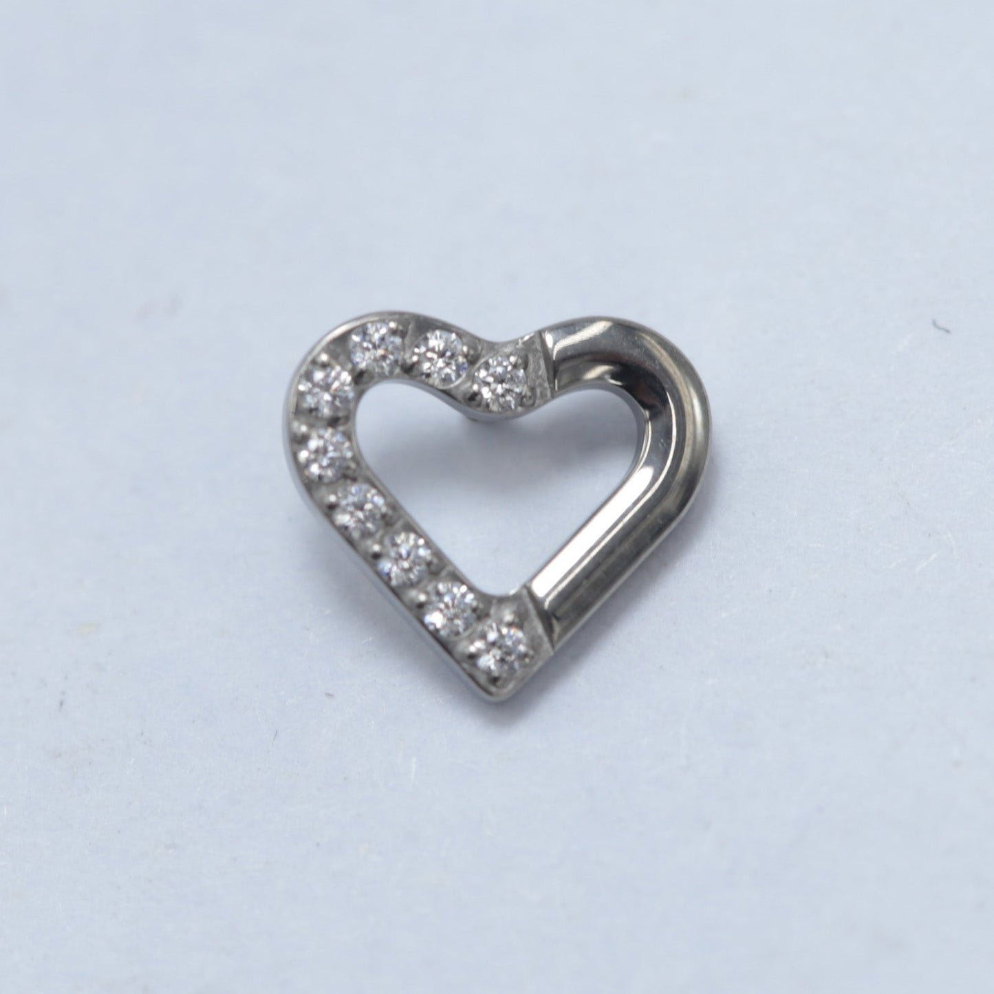 16G ASTM F136 Titanium Heart Cubic Zirconia Labret Stud