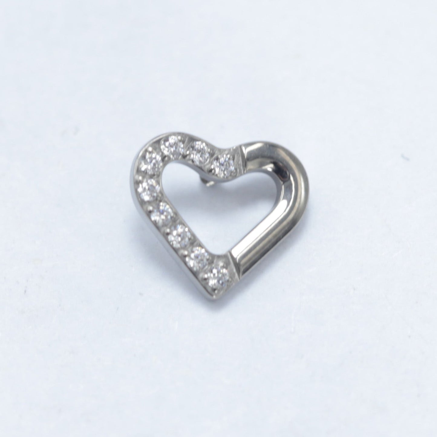 16G ASTM F136 Titanium Heart Cubic Zirconia Labret Stud