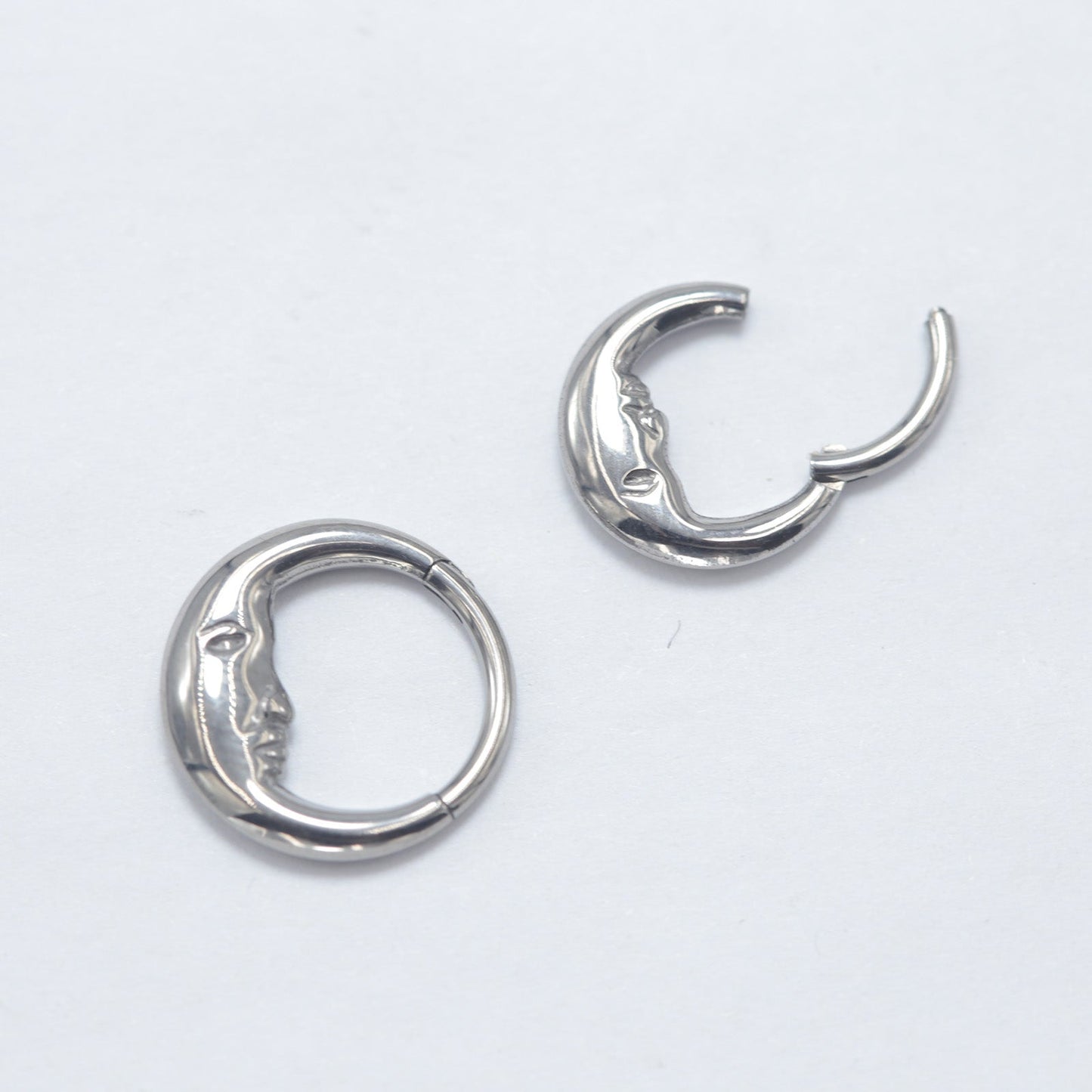 16G ASTM F136 Titanium Moon Septum Clicker Daith RIng