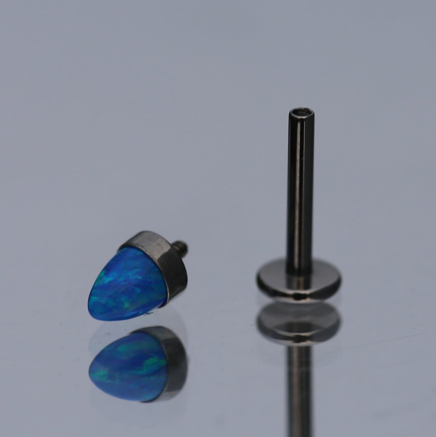 16G ASTM F136 Titanium Bullet Opal Labret Stud Piercing Jewlery