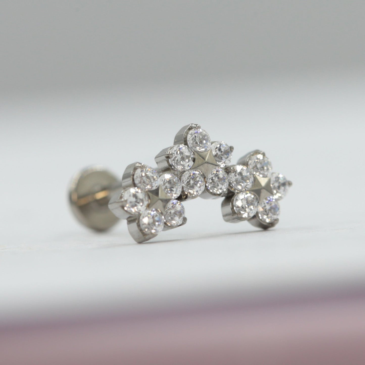 16G ASTM F136 Titanium Labret Stud Flower CZ