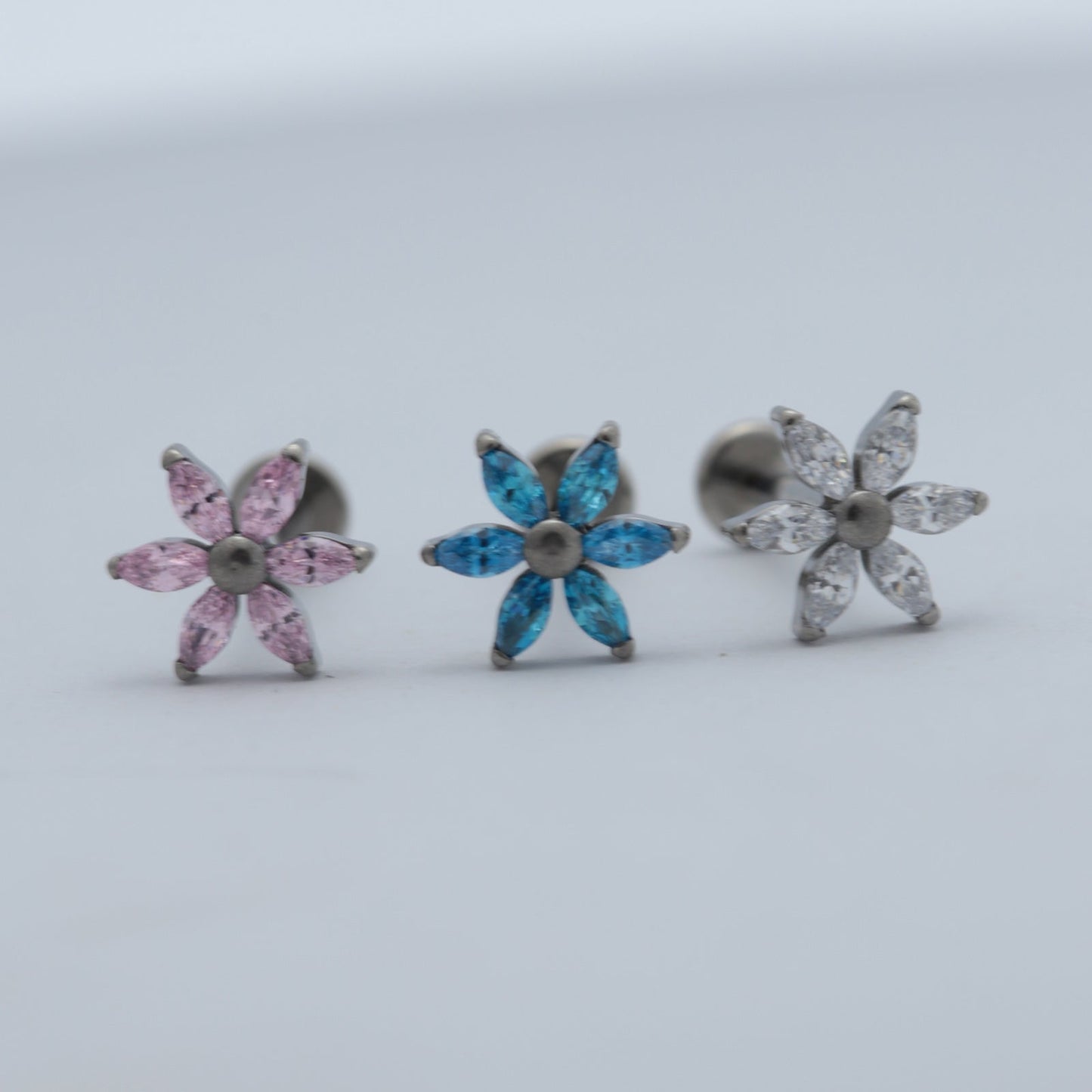 16G ASTM F136 Titanium 6 Leaf Flower CZ Labret Stud