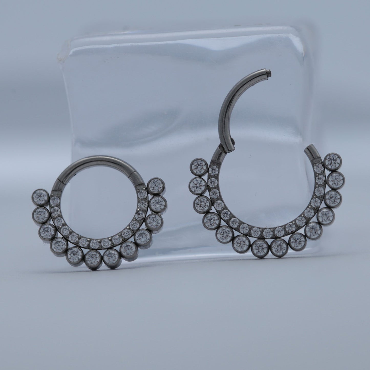 16G ASTM F136 Titanium Septum Clicker Ring Hoop