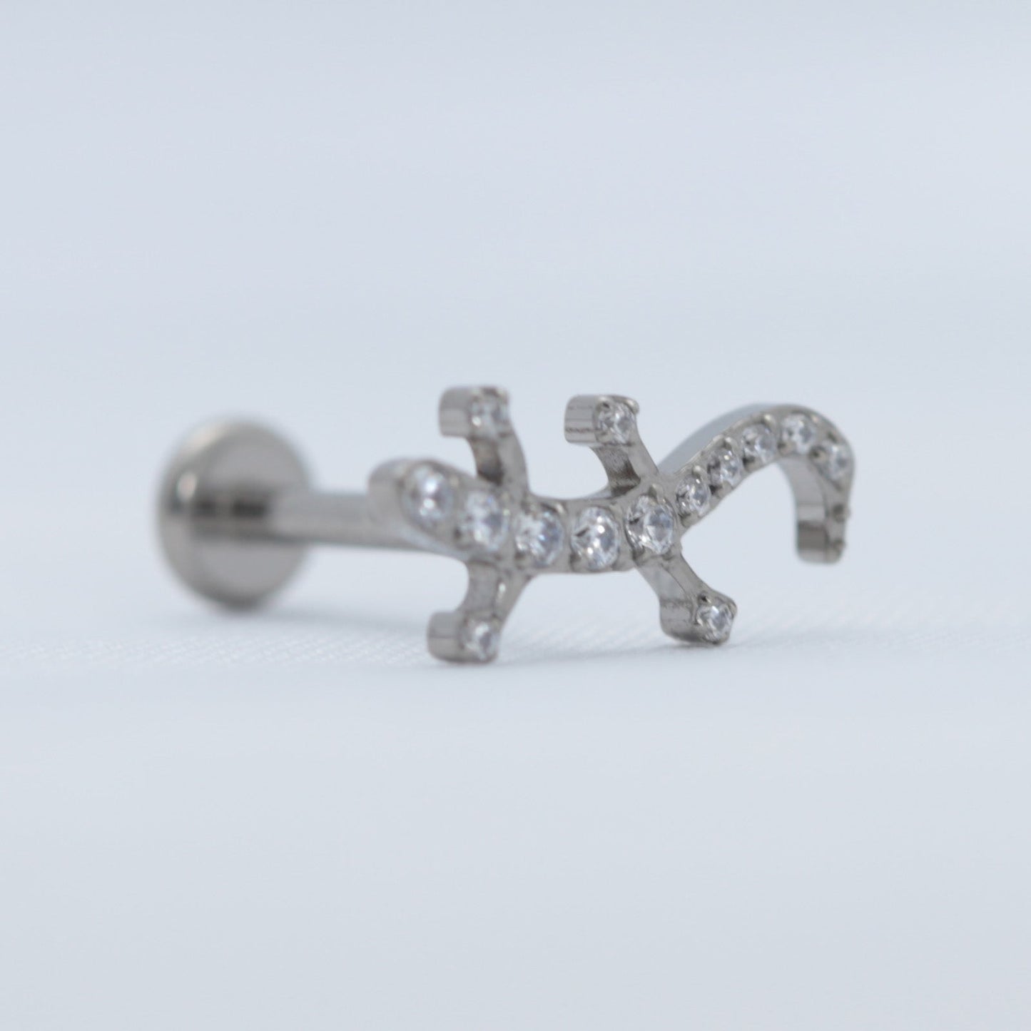 16G ASTM F136 Titanium Labret Stud Lizard CZ