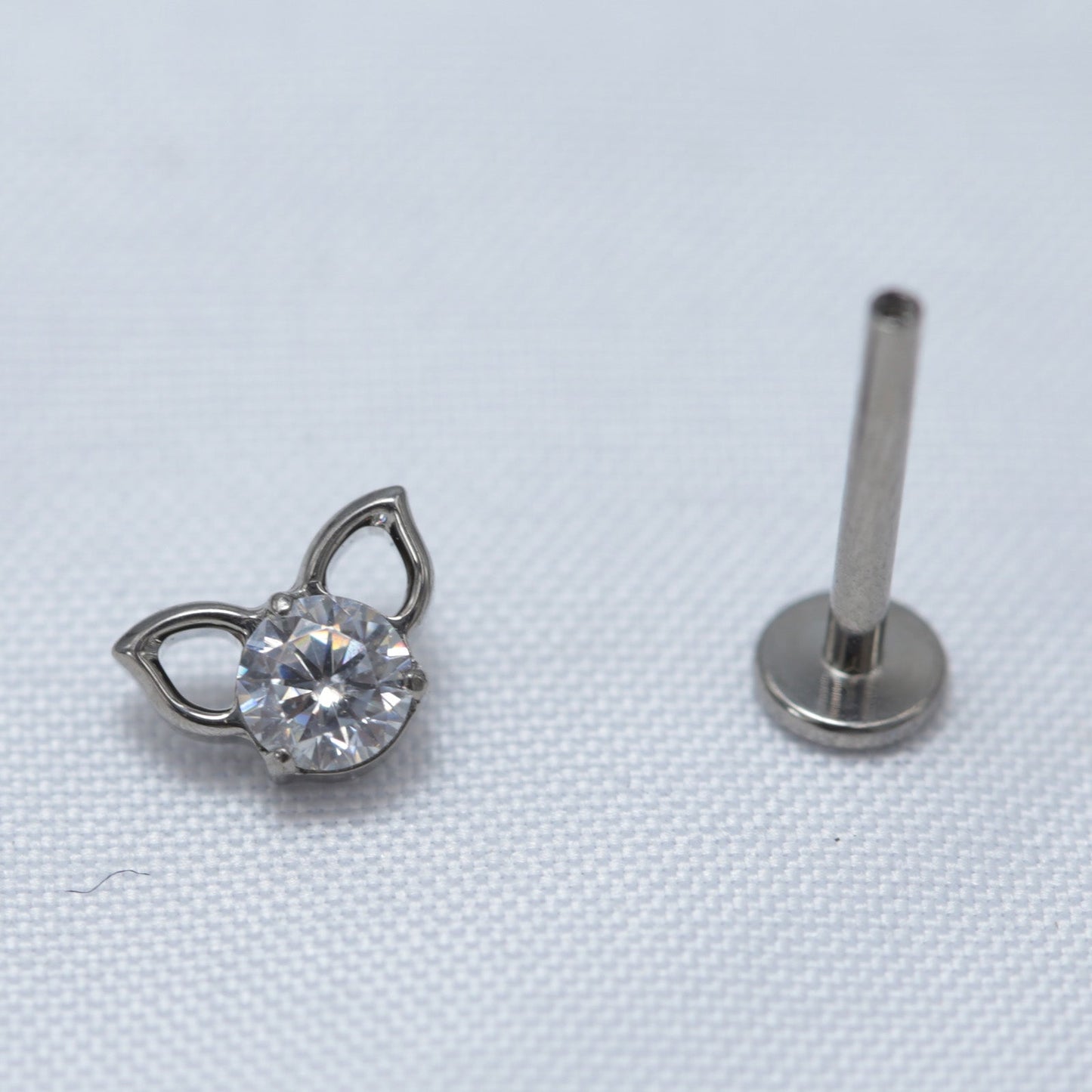 16G ASTM F136 Titanium Mouse CZ Labret Stud